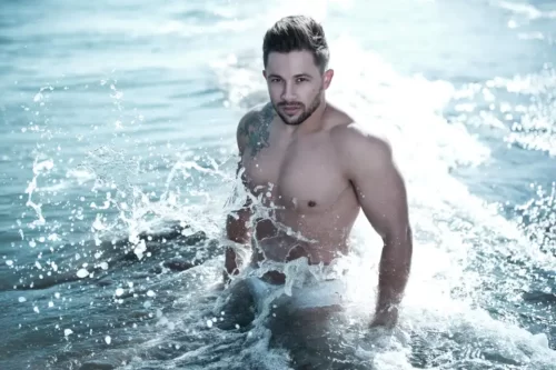 book a male stripper portugal in Lisbon or Porto, add spice to your hen party