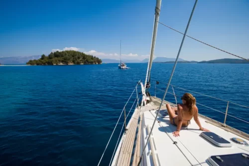 Yacht Hire Lisbon Hen