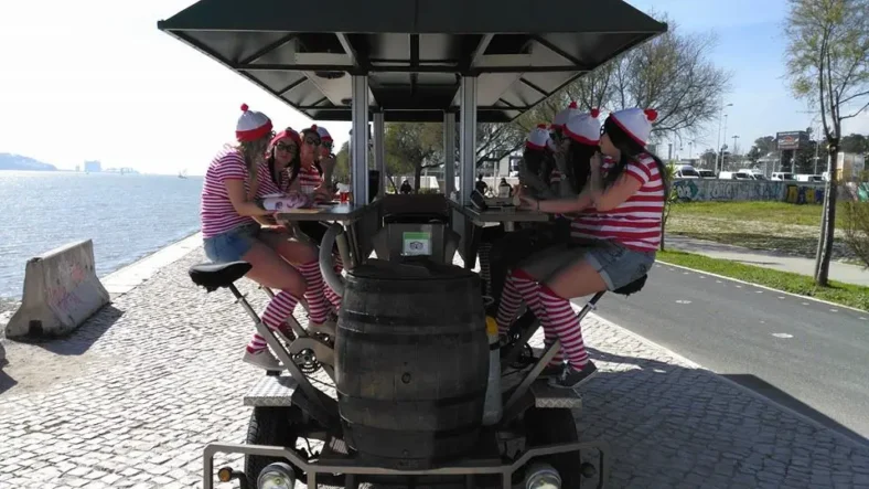 Book the SANGRIA BIKE portugal in Lisbon or Porto on your hen party